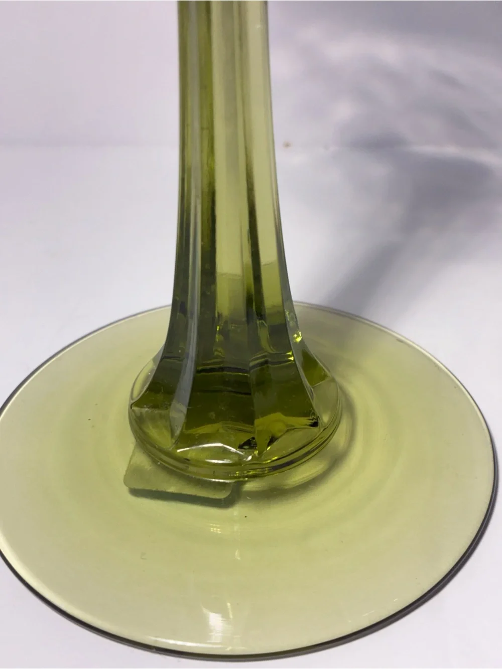 PartyLite Set of 3 Olive Green Stemmed Glass Votive Candle Holders Graduated Hei - Picture 4 of 10